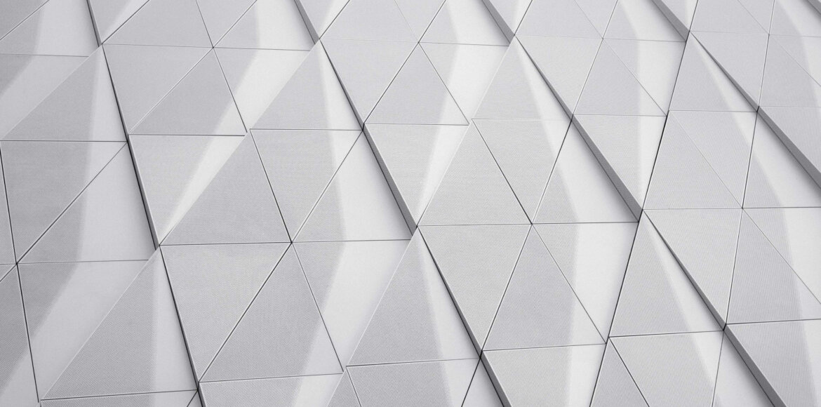 19bhukw-unsplash-0rxmzg-q1lk-triangles-in-a-white-facade_2yo1z42yo1gv00009401o.jpg